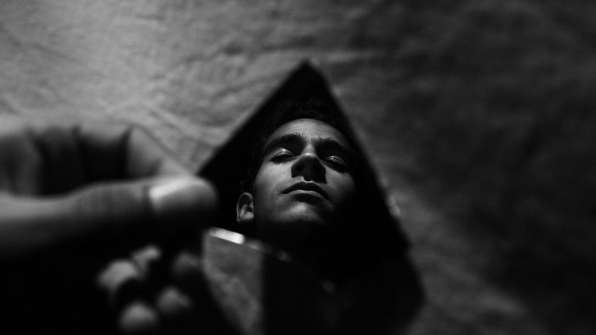 mirror 3864155 1280 - Meditasyon Okulu